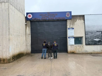 Samsun&rsquo;da jandarma 15 g&uuml;nde 205 aranan şahıs yakalandı
