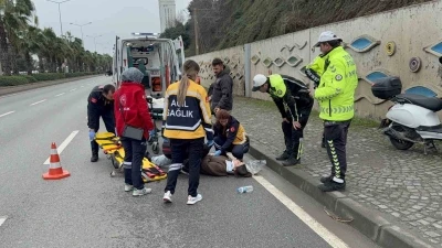 Samsun&rsquo;da motosikletli gen&ccedil; kadın yaralandı
