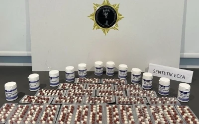 Samsun&rsquo;da narkotik operasyonu: Uyuşturucu ve silah ele ge&ccedil;irildi
