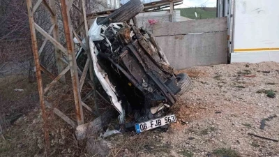 Samsun&rsquo;da otomobil takla attı: 2 yaralı
