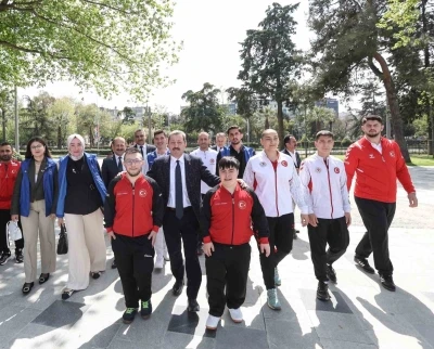 Samsun&rsquo;da "Bug&uuml;n&uuml;n Gen&ccedil;leri, Geleceğin Y&ouml;neticileri" etkinliği
