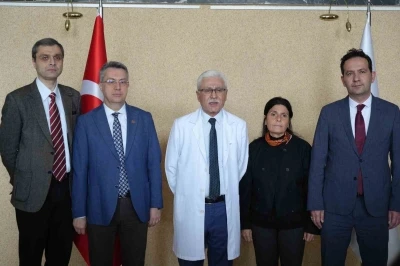 Samsun&rsquo;daki kazada kolu kopan &ouml;ğrenci ameliyatta: "Her iki ihtimali a&ccedil;ık tutuyoruz"
