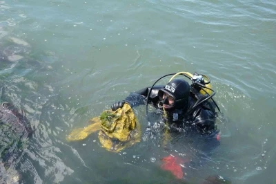 Samsun sahilinde "D&uuml;nya Bize Emanet" temalı &ccedil;evre temizliği
