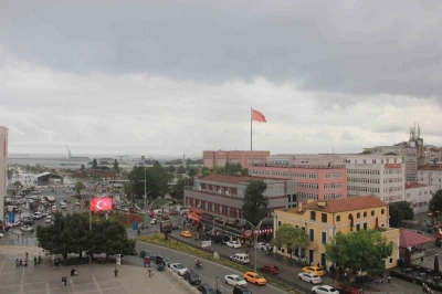 Samsun&rsquo;u serinleten yağmur
