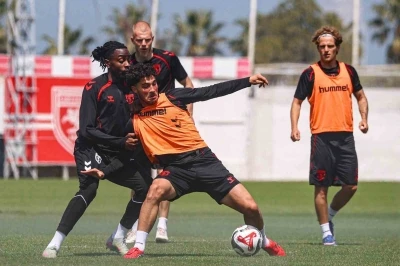 Samsunspor, Başakşehir ma&ccedil;ı hazırlıklarını tamamladı
