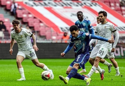 Samsunspor&rsquo;da Elayis sevinci
