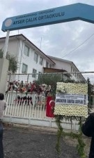 Samsunspor Taraftar Grupları, Ayser &Ccedil;alık Ortaokulu&rsquo;na &ccedil;elenk bıraktı