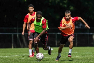 Samsunspor, yeni sezona Hollanda&rsquo;da hazırlanıyor

