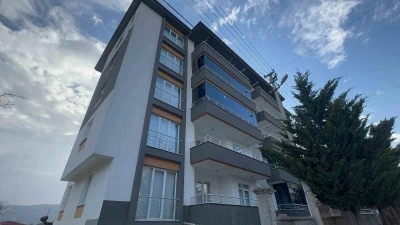 Sanal kumarda ailesinin mal varlığını kaybeden &ouml;ğretmen hayatına son verdi
