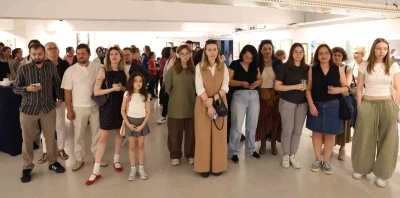 Sanat At&ouml;lyeleri&rsquo;nde &uuml;retim s&uuml;reci sergiyle ta&ccedil;landı
