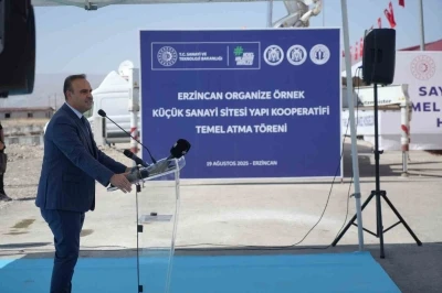 Sanayi ve Teknoloji Bakanı Kacır: &quot;Çok boyutlu sınamalara rağmen ekonomimiz 19 çeyrektir büyümesini kesintisiz sürdürüyor&quot;
