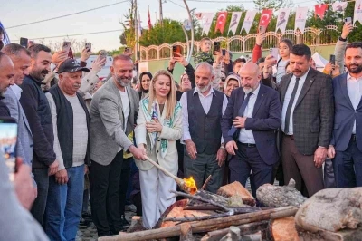 Sancaktepe&rsquo;de baharın coşkusu Hıdırellez Ş&ouml;leni ile yaşandı
