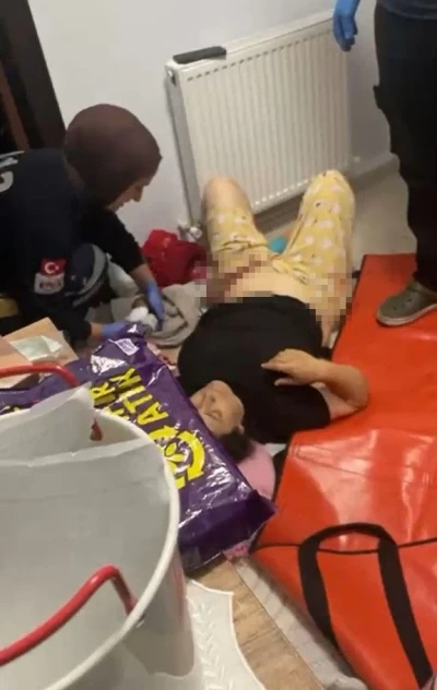 Sancaktepe’de komşu saldırısı: Genç kadın 17 kez bıçaklandı
