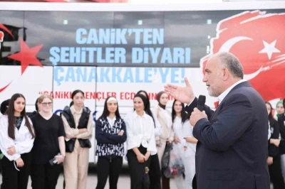 Sandıkçı: &quot;Öğrencilerimizin tamamına burs desteği sağlıyoruz&quot;
