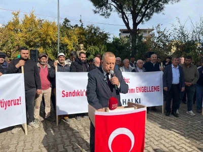 Sandıklı Mahallesi sakinlerinden CHP’li Meclis Üyelerine tepki
