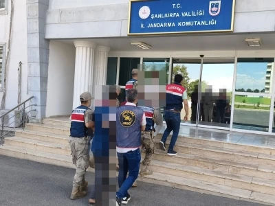 Şanlıurfa&rsquo;da 32 şahsa g&ouml;&ccedil;men ka&ccedil;ak&ccedil;ılığından işlem yapıldı

