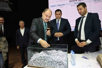 Şanlıurfa&rsquo;da 90 personel alımı i&ccedil;in kura &ccedil;ekimi yapıldı