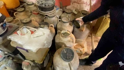 Şanlıurfa&rsquo;da bakkalda yapılan denetimlerde şoke eden g&ouml;r&uuml;nt&uuml;ler
