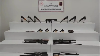 Şanlıurfa&rsquo;da &ccedil;ok sayıda silah ve m&uuml;himmat ele ge&ccedil;irildi: 7 g&ouml;zaltı
