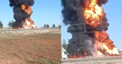 Şanlıurfa&rsquo;da devrilen yakıt y&uuml;kl&uuml; tır alev topuna d&ouml;nd&uuml;: 1 yaralı