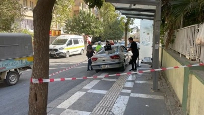 Şanlıurfa'da feci kaza! Durakta bekleyen anne ve çocuklarına çarptı