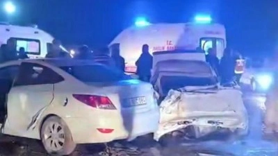 Şanlıurfa'da gece kabusu! 2 ayrı kaza meydana geldi: 2 &ouml;l&uuml;, 13 yaralı