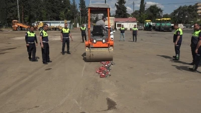 Şanlıurfa&rsquo;da havalı kornalar silindir ile imha edildi
