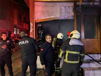 Şanlıurfa&rsquo;da iş yeri yangını
