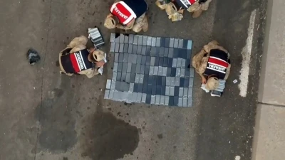 Şanlıurfa’da jandarmadan kaçakçılık operasyonu: 249 cep telefonu ele geçirildi
