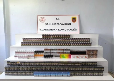Şanlıurfa&rsquo;da ka&ccedil;ak t&uuml;t&uuml;n ve sigara operasyonu: 20 ş&uuml;pheliye işlem

