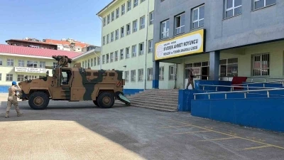 Şanlıurfa&rsquo;da lisede silahlı saldırı 13 yaralı
