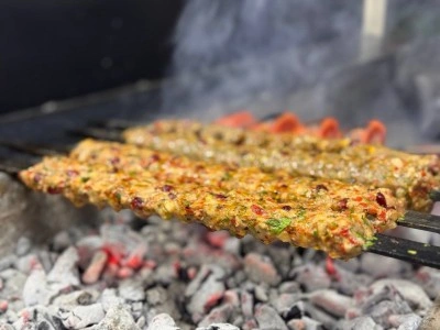Şanlıurfa&rsquo;da nardan kebap yapıldı