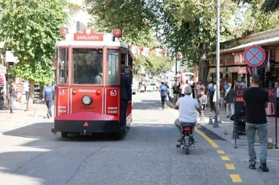 Şanlıurfa’da nostaljik tramvay hizmete girdi

