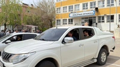 Şanlıurfa'da okulda bı&ccedil;aklı saldırı iddiası! Valilikten a&ccedil;ıklama geldi