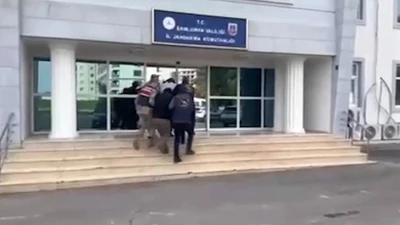 Şanlıurfa&rsquo;da &rsquo;polis&rsquo; yalanıyla 2 milyona yakın dolandırıcılık operasyonunda 2 tutuklama
