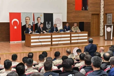 Şanlıurfa’da &quot;Okul ve Okul Çevresi Güvenliği&quot; değerlendirme toplantısı
