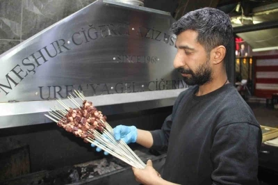 Şanlıurfa&rsquo;da sahur vakti ciğer keyfi
