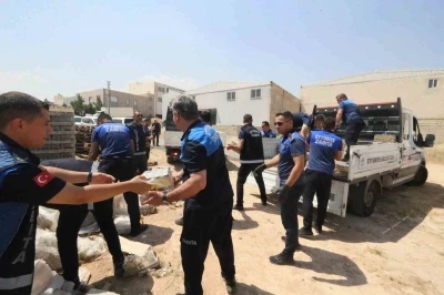 Şanlıurfa&rsquo;da son kullanım tarihi ge&ccedil;miş binlerce &uuml;r&uuml;n imha edildi
