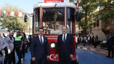Şanlıurfa'da tarihi adım: Nostaljik tramvay hizmete girdi
