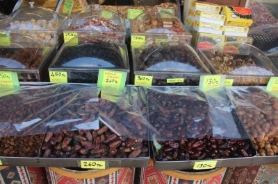 Şanlıurfa&rsquo;da tarihi &ccedil;arşıda Ramazan yoğunluğu