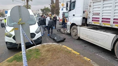 Şanlıurfa&rsquo;da tır ile motosiklet &ccedil;arpıştı: 1 &ouml;l&uuml;

