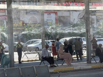 Şanlıurfa’da yüksek sıcaklık vatandaşları bunaltıyor
