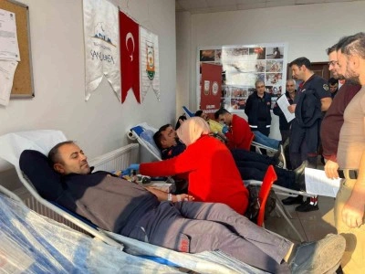 Şanlıurfa İtfaiyesi&rsquo;nden kan bağışı