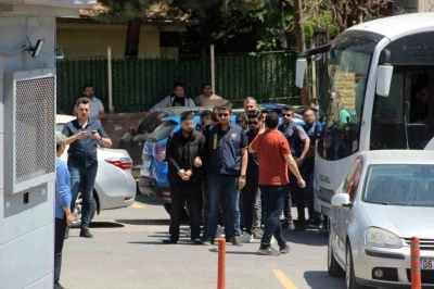 Şanlıurfa merkezli 11 ilde siber dolandırıcılık operasyonu: 42 g&ouml;zaltı
