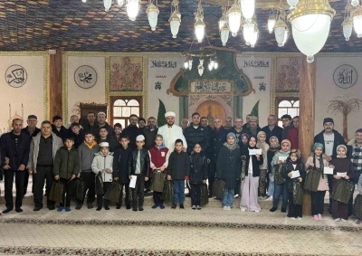 Şaphane&rsquo;de "Camiyi Seviyoruz, Namazla Buluşuyoruz" programında &ouml;ğrencilere &ouml;d&uuml;l
