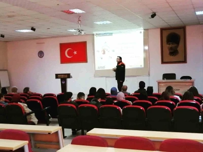 Şaphane MYO &ouml;ğrencilerine KBRN farkındalık eğitimi

