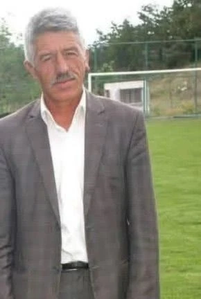 Şarampole devrilen ticari taksi s&uuml;r&uuml;c&uuml;s&uuml; hayatını kaybetti
