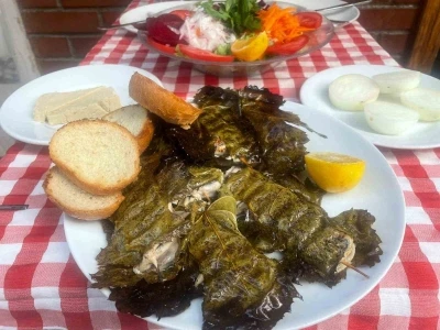 Sardalyada &quot;üzüm zamanı&quot;
