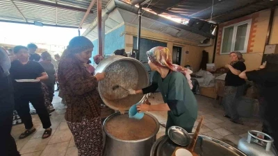 Sarıg&ouml;l&rsquo;de iki asırlık aşure geleneği
