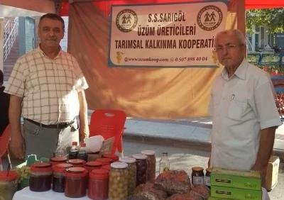 Sarıgöl’de pekmezli karbastı festivale damga vurdu
